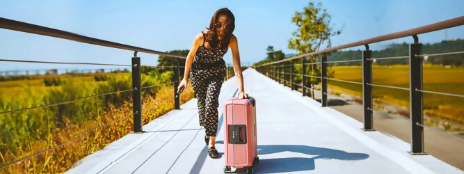 Wähle Eminent für hochwertige, langlebige Reise Koffer in verschiedenen Größen. Vom Handgepäck bis zum großen Urlaubskoffer für deine Dänemark Reisekaufen!